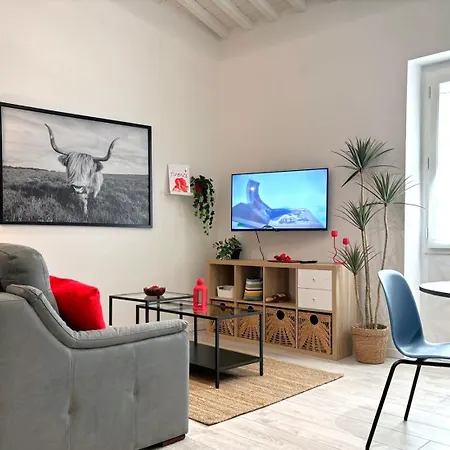 Apartment Red Lily