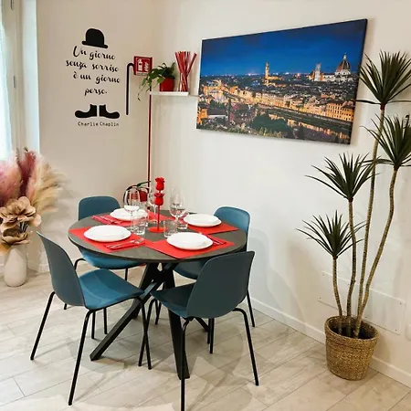 Apartment Red Lily Florence