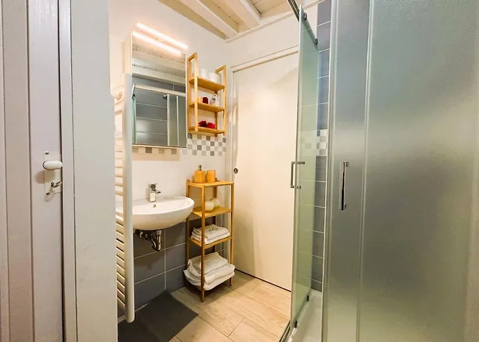 Red Lily Apartament Florencja