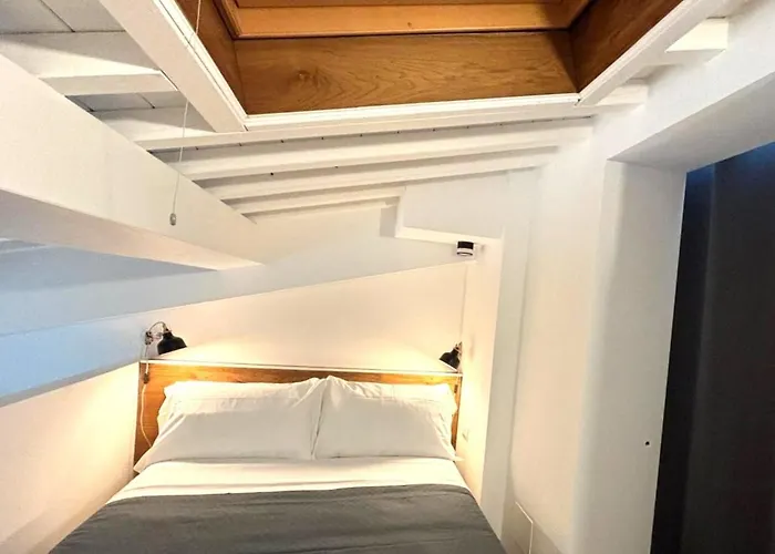 Red Lily Apartament Florencja